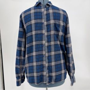 Joes Collection Men’s shirt , size large, Preowned , nice shirt. flann…